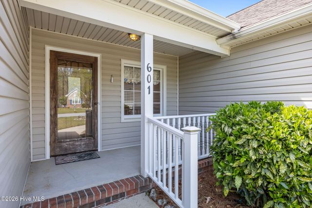 601 Player Court, Jacksonville, NC 28540