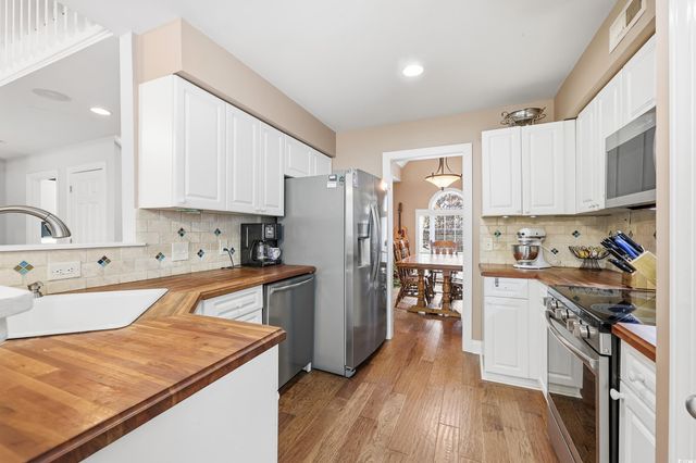 11 Bears Paw Way, Pawleys Island, SC 29585