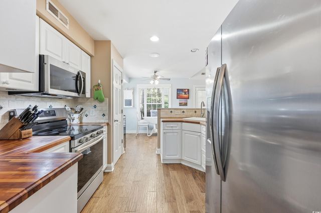 11 Bears Paw Way, Pawleys Island, SC 29585