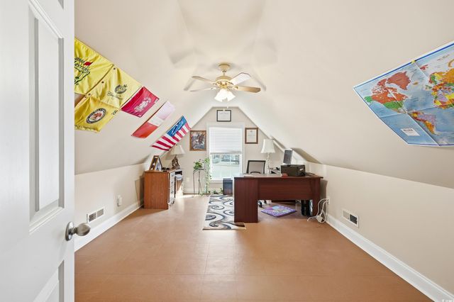 11 Bears Paw Way, Pawleys Island, SC 29585