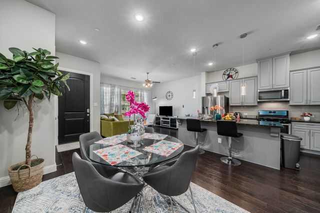 1526 Windermere Way, Farmers Branch, TX 75234