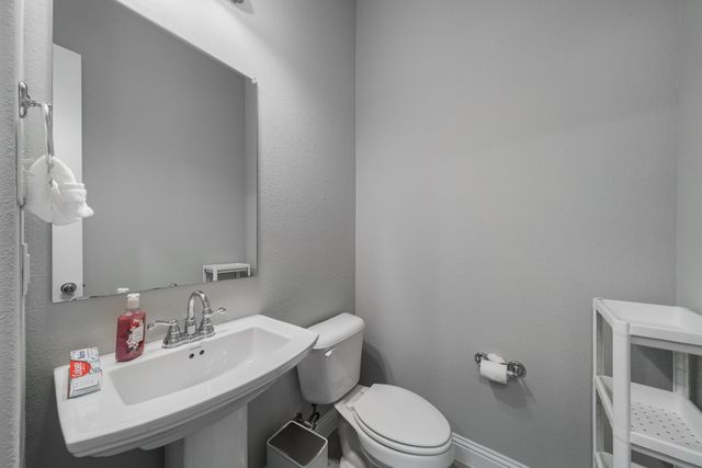 1526 Windermere Way, Farmers Branch, TX 75234