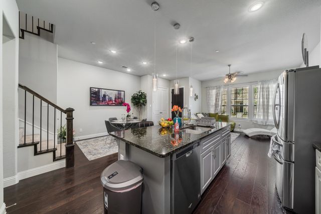 1526 Windermere Way, Farmers Branch, TX 75234
