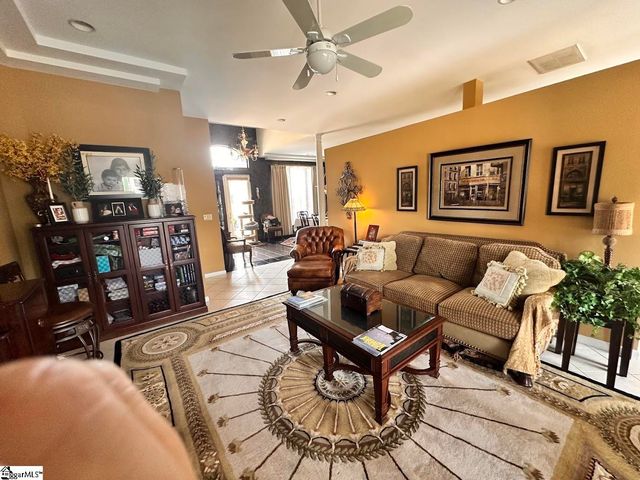 5 Country Squire Court, Greenville, SC 29615