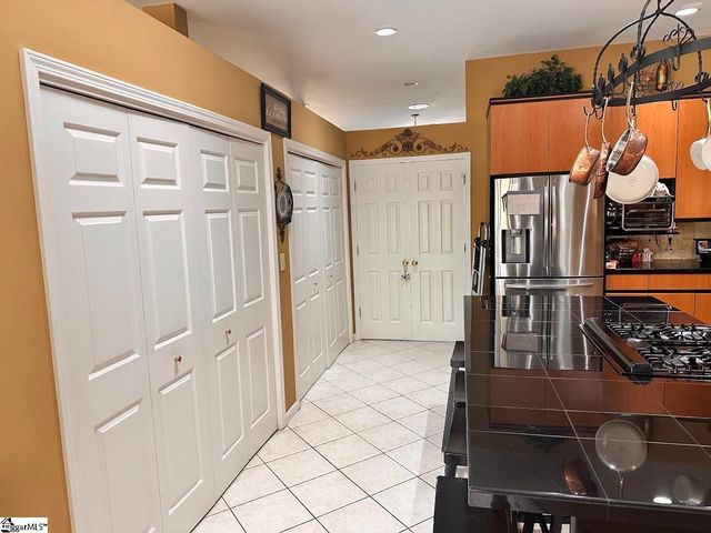 5 Country Squire Court, Greenville, SC 29615