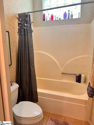 5 Country Squire Court, Greenville, SC 29615