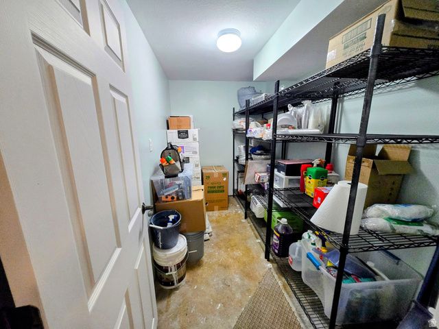 2275 S 2500 W, West Haven, UT 84401