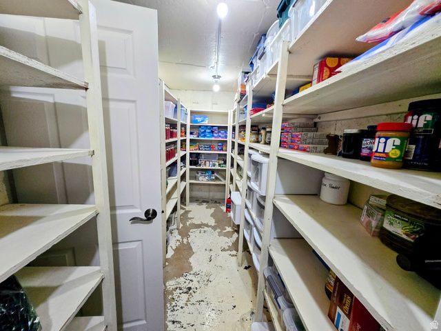 2275 S 2500 W, West Haven, UT 84401