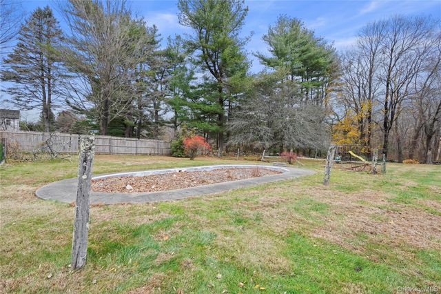 247 Smith Ridge Road, South Salem, NY 10590