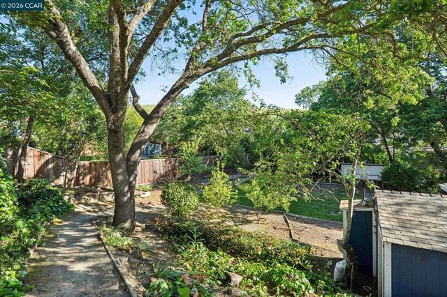 3336 Betty Ln, Lafayette, CA 94549