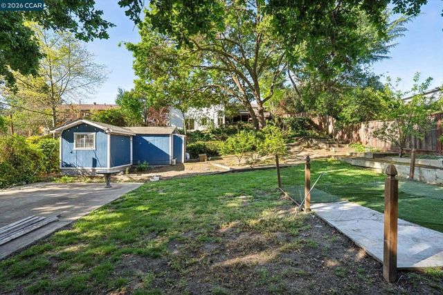 3336 Betty Ln, Lafayette, CA 94549