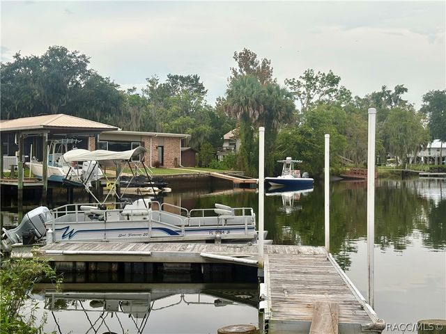 20 NW Magnolia Circle, Crystal River, FL 34428
