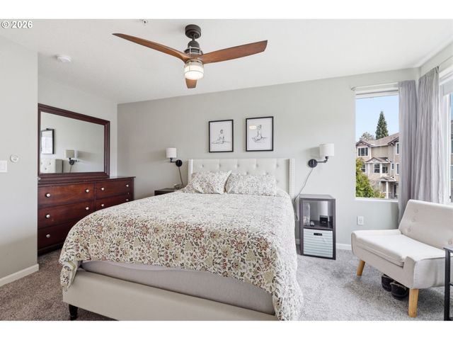 15095 Sw WARBLER Way 104, Beaverton, OR 97007