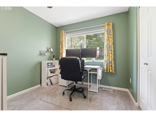 15095 Sw WARBLER Way 104, Beaverton, OR 97007