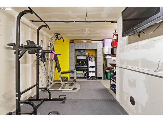 15095 Sw WARBLER Way 104, Beaverton, OR 97007