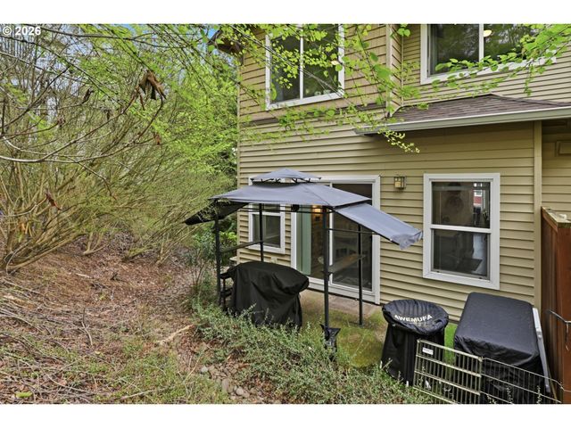 15095 Sw WARBLER Way 104, Beaverton, OR 97007