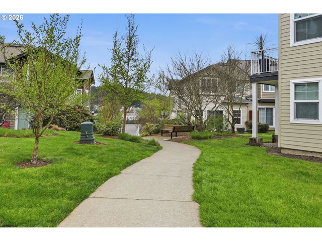 15095 Sw WARBLER Way 104, Beaverton, OR 97007