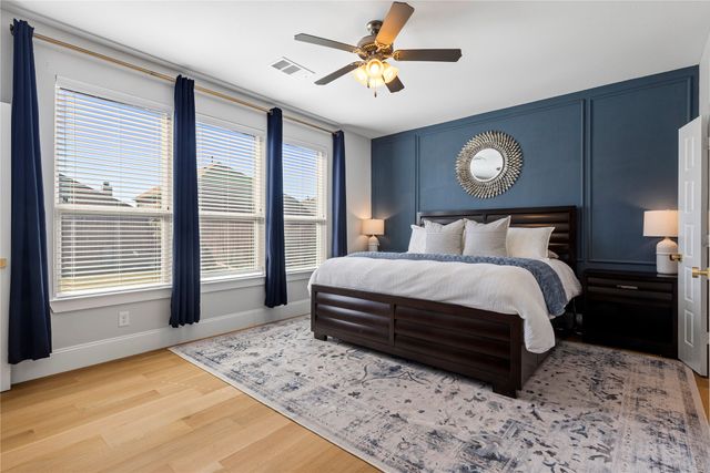 1812 Settlement Way, Aubrey, TX 76227