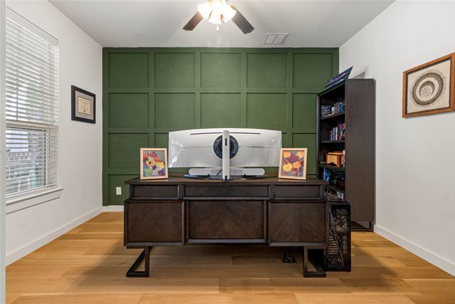 1812 Settlement Way, Aubrey, TX 76227