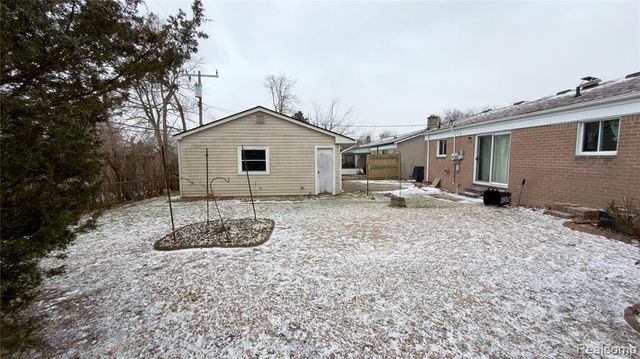 805 S Carlson Street, Westland, MI 48186