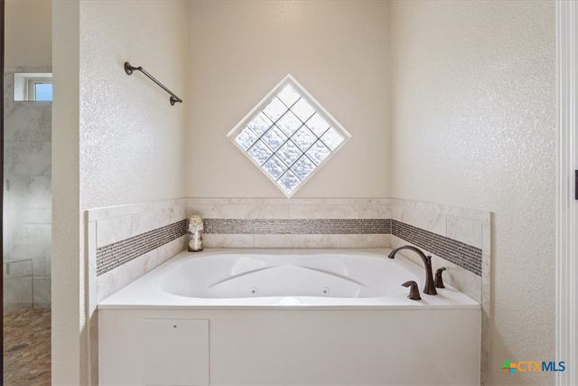 8203 Grand Oaks Lane, Killeen, TX 76542