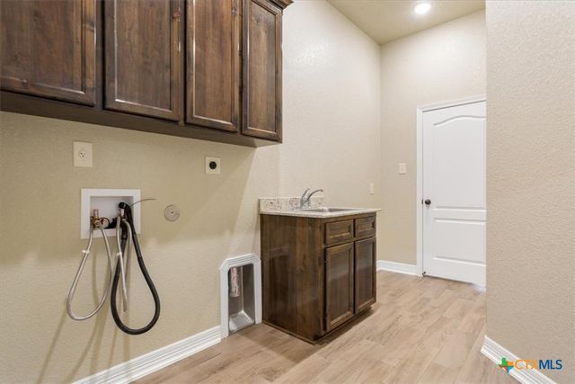 8203 Grand Oaks Lane, Killeen, TX 76542