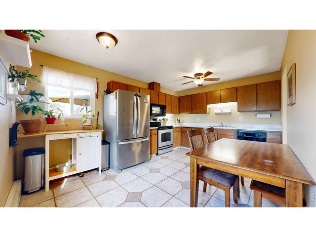 2833 Buckboard Ct, Fort Collins, CO 80521