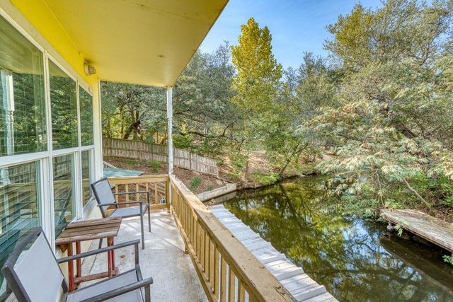 107 Red Bird, Kingsland, TX 78639