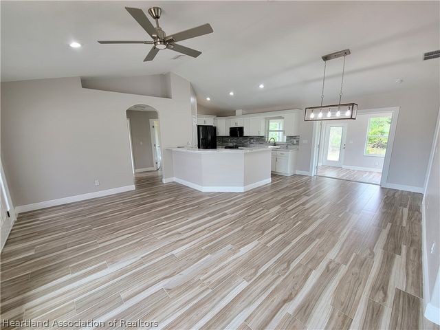 4410 Lake Haven Boulevard, Sebring, FL 33875