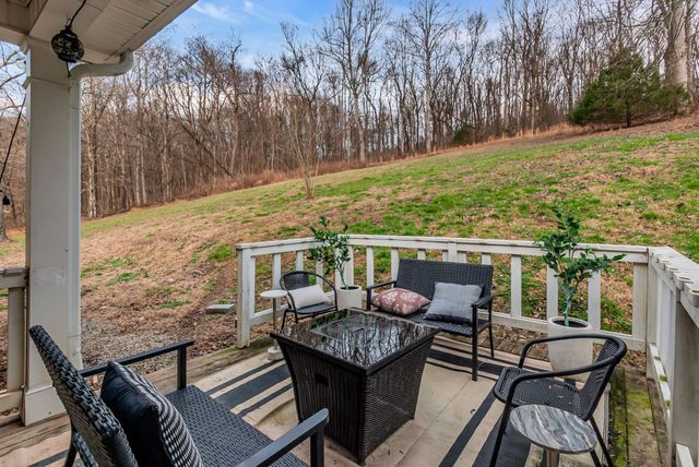 1210 Buckeye Rd, Fayetteville, TN 37334