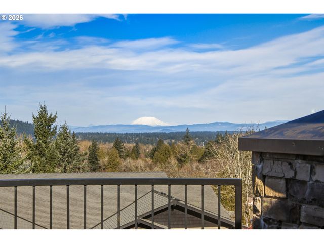 8547 Se CONSTANCE Dr, Happy Valley, OR 97086
