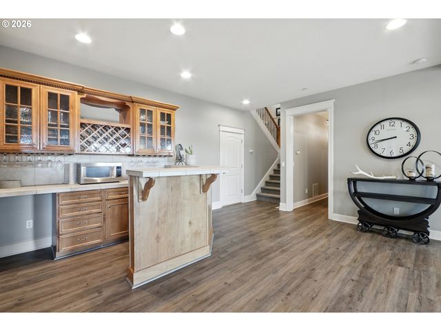 8547 Se CONSTANCE Dr, Happy Valley, OR 97086