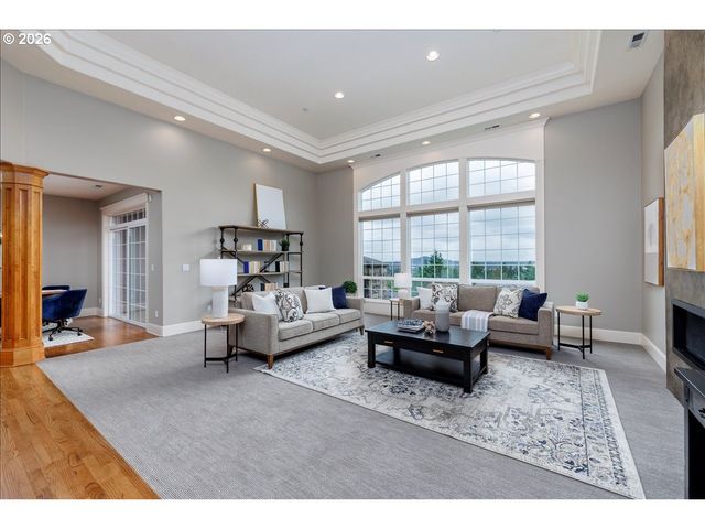 8547 Se CONSTANCE Dr, Happy Valley, OR 97086