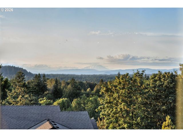 8547 Se CONSTANCE Dr, Happy Valley, OR 97086