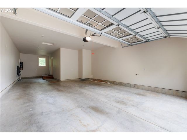 8547 Se CONSTANCE Dr, Happy Valley, OR 97086