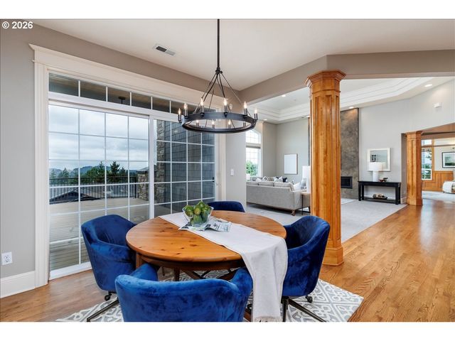8547 Se CONSTANCE Dr, Happy Valley, OR 97086