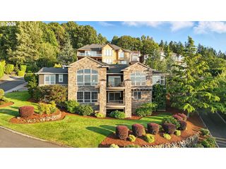 8547 Se CONSTANCE Dr, Happy Valley, OR 97086