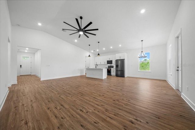 16213 PENN STATE ROAD, Weeki Wachee, FL 34614