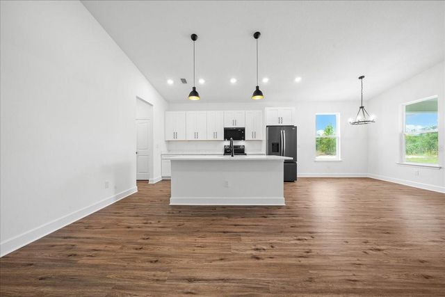 16213 PENN STATE ROAD, Weeki Wachee, FL 34614