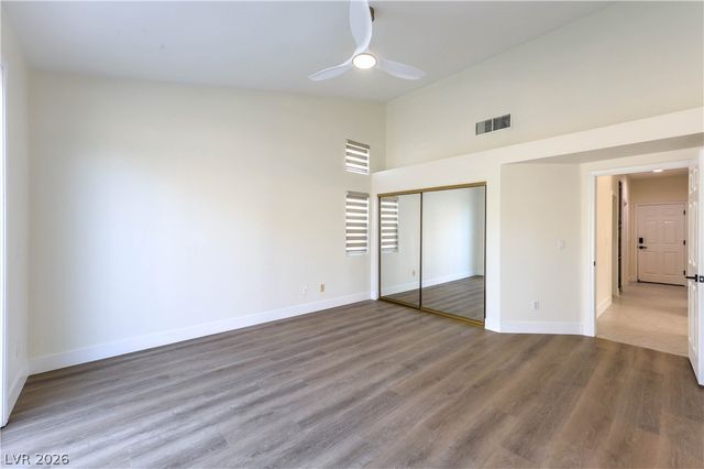 1500 Country Hollow Drive, Las Vegas, NV 89117