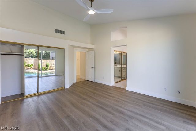 1500 Country Hollow Drive, Las Vegas, NV 89117