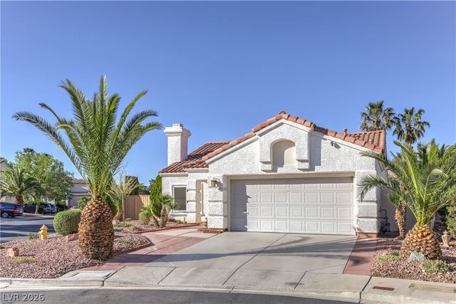 1500 Country Hollow Drive, Las Vegas, NV 89117