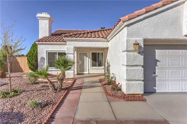 1500 Country Hollow Drive, Las Vegas, NV 89117