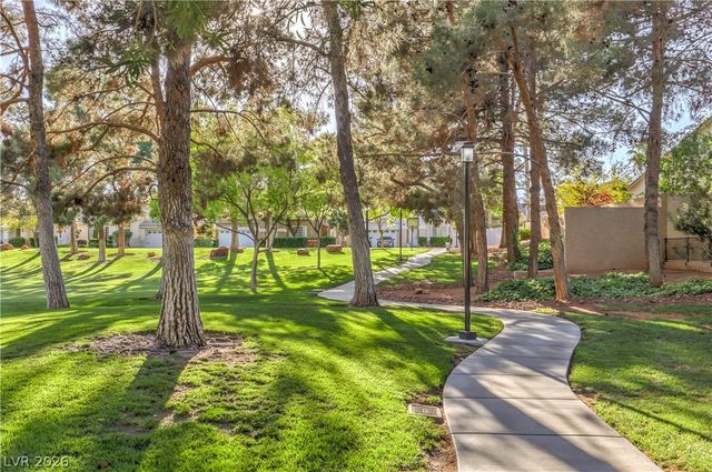 1500 Country Hollow Drive, Las Vegas, NV 89117