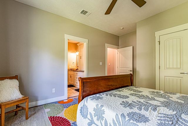 138 Pruitt Drive, Livingston, TX 77351