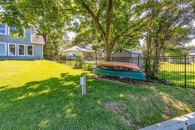 138 Pruitt Drive, Livingston, TX 77351