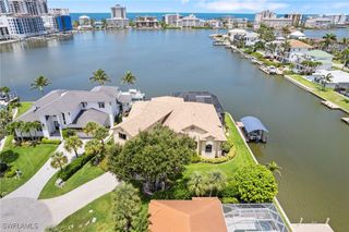 431 Palm CT, Naples, FL 34108