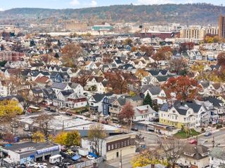 160 17Th Ave, Paterson City, NJ 07504