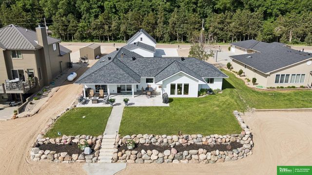 S1197 N Lake Shore Drive, Fremont, NE 68025