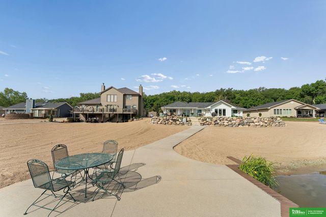 S1197 N Lake Shore Drive, Fremont, NE 68025